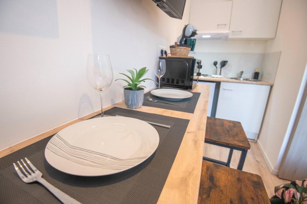 Studio Cosy Et Equipe - Proche Centre Gare Et Commerces - Kasa Cambrai Eksteriør billede